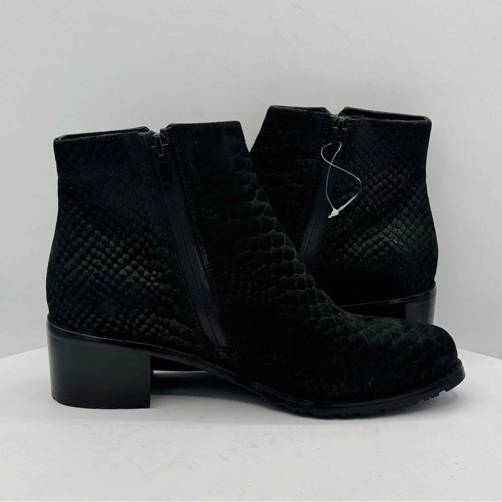Vaneli Udette Snakeskin Womens Ankle Boots  Size 6‎  Color Black MSRP $250